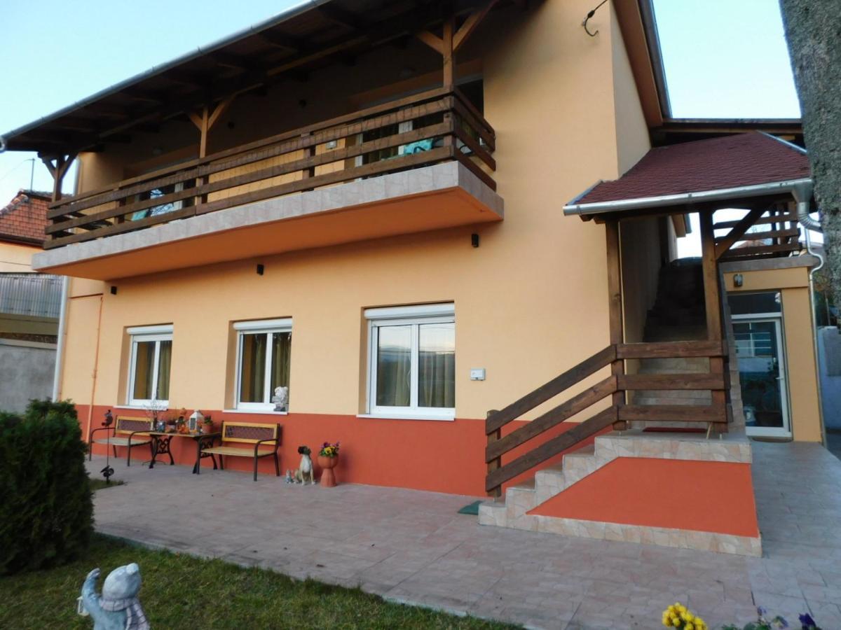 Eden Ii. Hotell Miskolc Eksteriør bilde