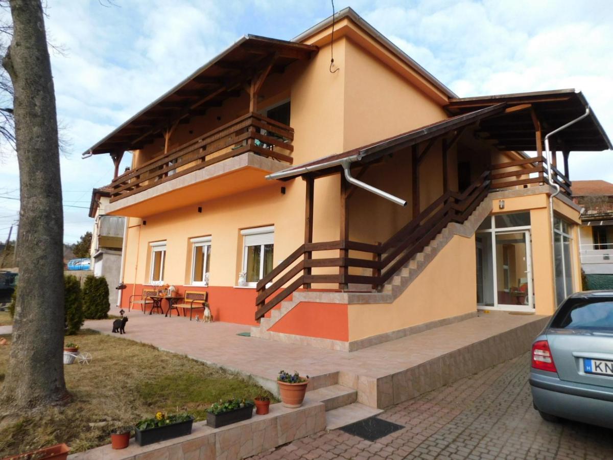 Eden Ii. Hotell Miskolc Eksteriør bilde