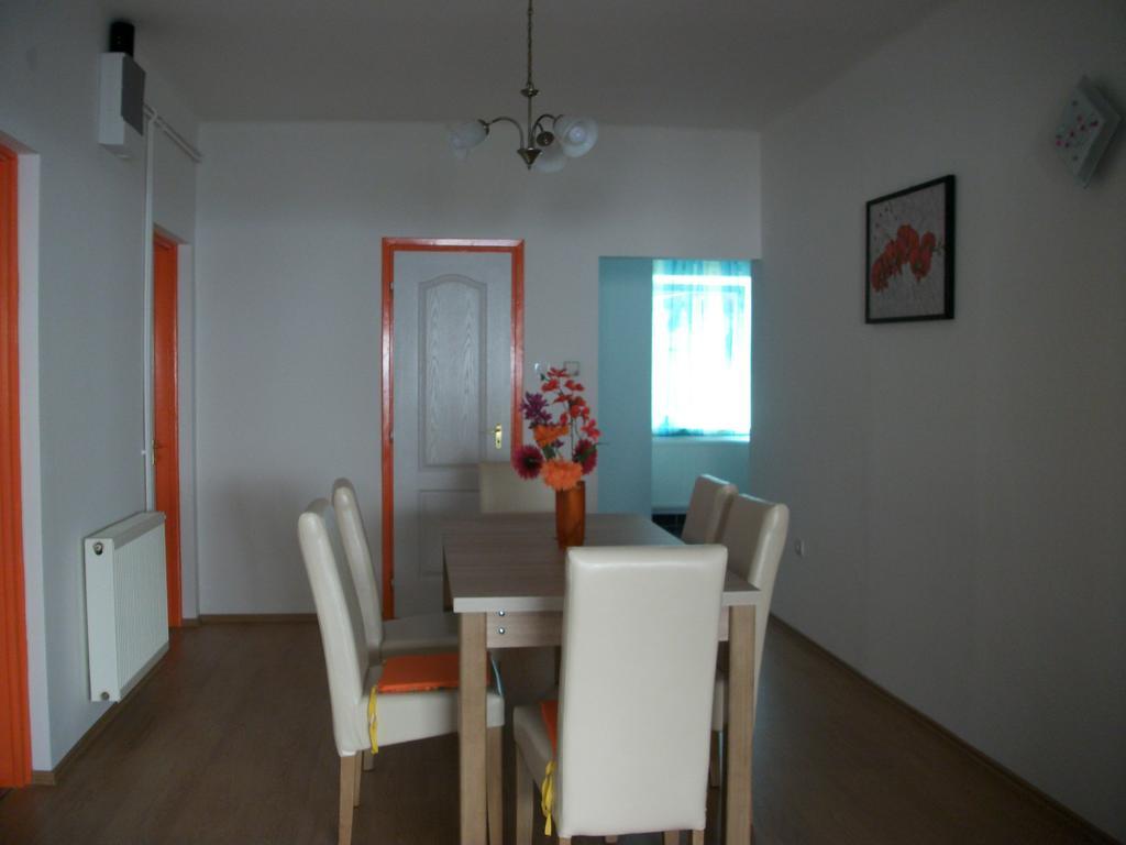 Eden Ii. Hotell Miskolc Eksteriør bilde