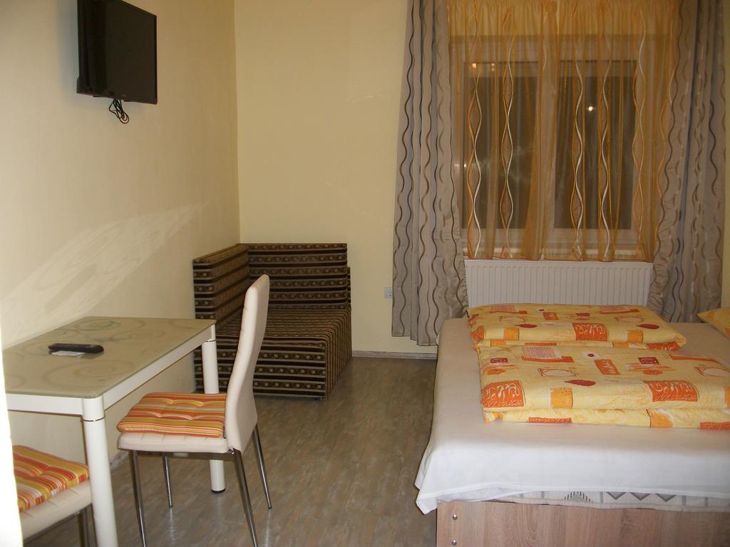 Eden Ii. Hotell Miskolc Eksteriør bilde