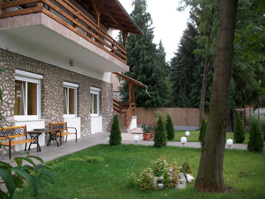 Eden Ii. Hotell Miskolc Eksteriør bilde
