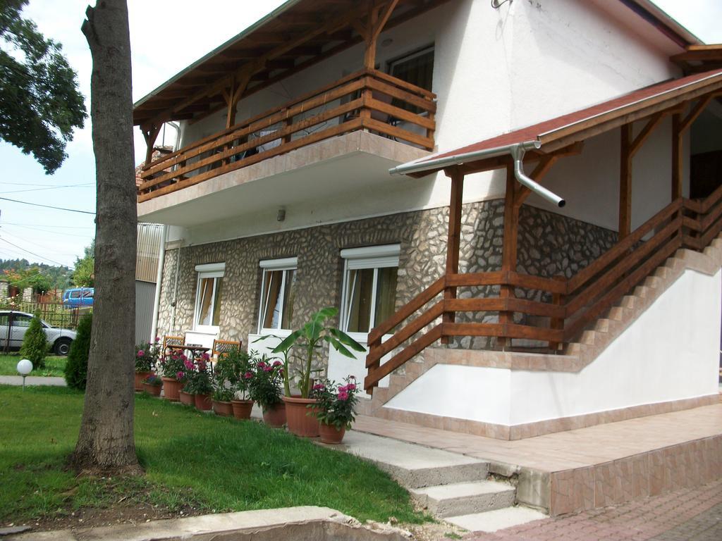 Eden Ii. Hotell Miskolc Eksteriør bilde