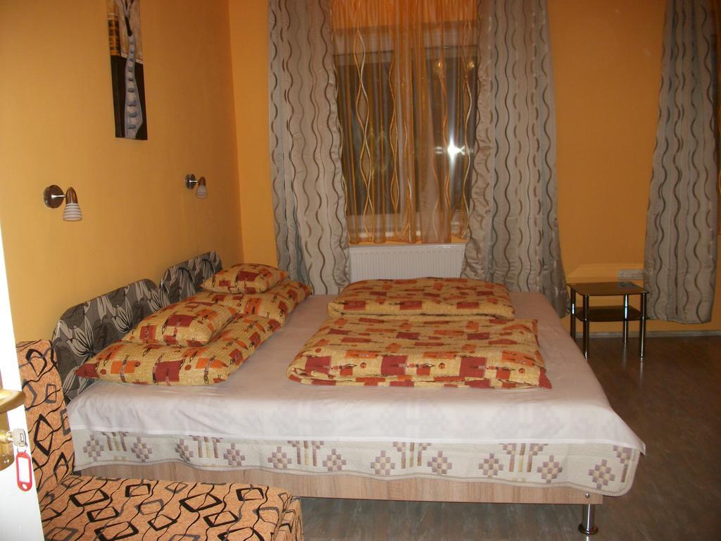 Eden Ii. Hotell Miskolc Eksteriør bilde