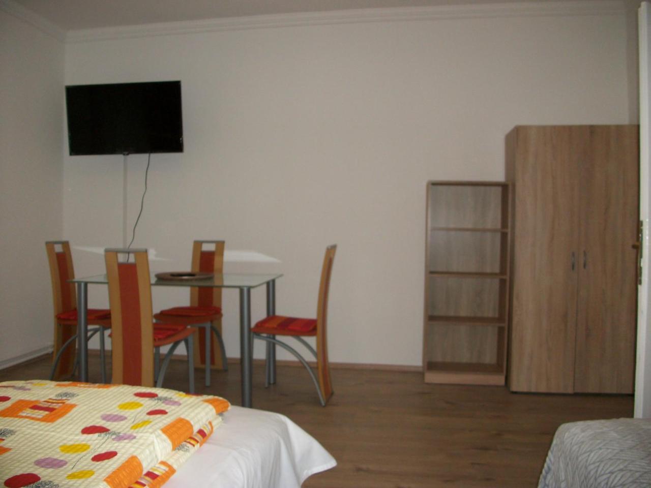 Eden Ii. Hotell Miskolc Eksteriør bilde